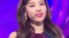 TWICE - Heart Shaker