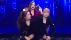 Red Velvet - Peek-A-Boo
