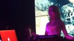 网络音乐 - 第一次听这首DJ<刺猬与玫瑰>,唱的还不错,推荐试听!