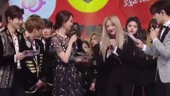 金泫雅,允儿(少女时代),EXO,防弹少年团,Red Velvet - 新年的问候与愿望