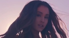 Ariana Grande - Touch It