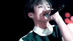 防弹少年团,田柾国(防弹少年团),V(防弹少年团),JIMIN(防弹少年团),J-HOPE(防弹少年团) - 2017年末盘点 才不是肌肤接触饥渴症!
