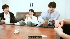 TFBOYS,王俊凯,王源,易烊千玺 - TFBOYS的纸牌游戏时间,一起给王源过生日 饭制