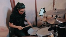 Nicole Pillman - Sigo Adelante (Video Oficial)