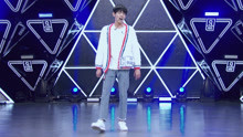 张艺兴,王嘉尔,李荣浩,欧阳靖,周洁琼,程潇,韩雍杰 - 舞台纯享：捷特联合《恋爱ING》