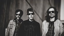A Place To Bury Strangers - A Place To Bury Strangers - Never Coming Back