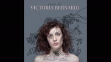 Victoria Bernardi - Crecer de Raíz (Pseudo Video)