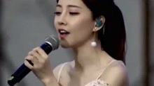  - 冯提莫直播节唱新歌《哼》