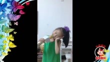  - 莎啦啦月月自编动作演唱