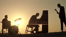 Lany - LANY - Thru These Tears