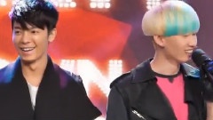 Super Junior-M,Super Junior,银赫(SuperJunior),东海(Super Junior) - 东海帮赫宰按摩腿