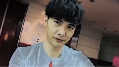谢佳见 - 首次当娱乐主播