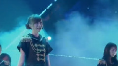 AKB48,乃木坂46 - 世界で一番孤独なLOVER
