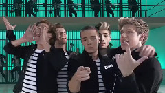 One Direction - Kiss You