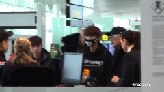 EXO - EXO Check In At Barcelona Airport