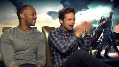 Chris Evans,Sebastian Stan,Scarlett Johansson - 电影< Captain America 2 > Stars Play The SUPERHERO GAME