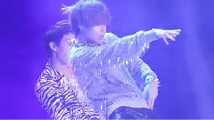 李泰民(SHINee),SHINee - Dance Battle