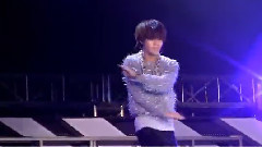 李泰民(SHINee),SHINee - Dance Battle