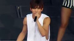 沈昌珉,郑允浩,东方神起 - Somebody To Love