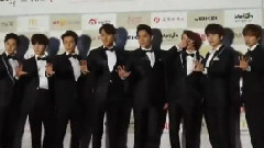 Super Junior - Gaon Chart Kpop Award红地毯