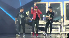 EXO - 鹿晗live剪辑 -小可爱的小性感(原色)