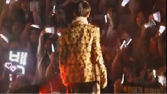 EXO - 边伯贤对着自己的饭跳舞