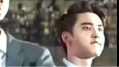 EXO - 嘟嘟和鸿宾拥抱