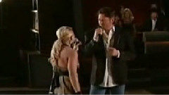 Miranda Lambert - It Ain't Cool