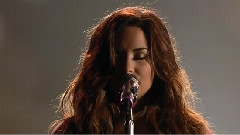 Demi Lovato - Skyscraper