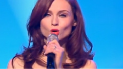 Sophie Ellis Bextor - Not Giving Up On Love