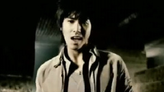 东方神起 - Shine