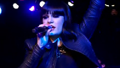 Jessie J - Mamma Knows Best
