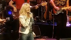 Bonnie Tyler - It's A Heartache