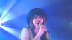 Foxes - Foxes Performs Echo