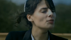 Loane - Jamais Seule