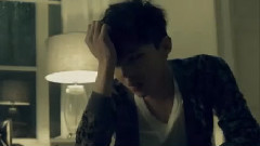 G-Dragon(BigBang),BigBang - Touch Love