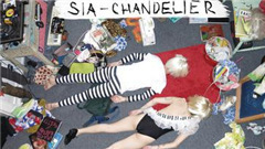 Sia - Chandelier歌词版