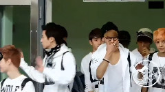 EXO - 香港机场
