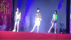 Teen Top,Sistar,Psy,T-ara N4,舞蹈视频 - 长直发的她 & Alone & Gentleman & 田园日记