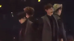 EXO - WOLF&退场 2013 MAMA颁奖礼