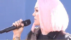 Jessie J - Burnin' Up