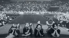 2NE1 - Stand By You