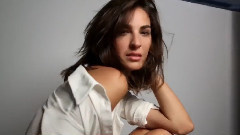 音乐短片 - 摄影师贝里沙为艾米娜.康缪拉拍摄照片