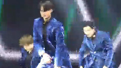 EXO - CALL ME BABY - The EXO'luXion In Shanghai 主-KAI 饭拍版 15/05/30