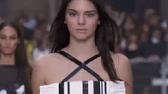 欧美群星 - Chanel SS 2015 Fashion Show x Karl Lagerfeld, Gisele Bundchen