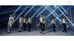 EXO - EXO_LOVE ME RIGHT (漫游宇宙)_Music Video
