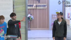 Super Junior,银赫(Super Junior),厉旭(Super Junior) - Wook Henry And Hyuk After Sukira