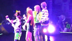 2NE1 - I Don't Care