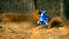 音乐短片 - 超越一切