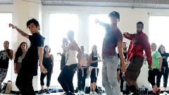 音乐短片 - CHEERLEADER